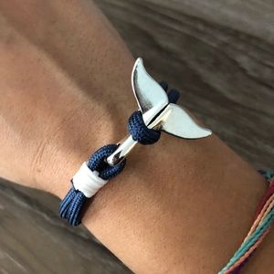 Whale tail bracelet